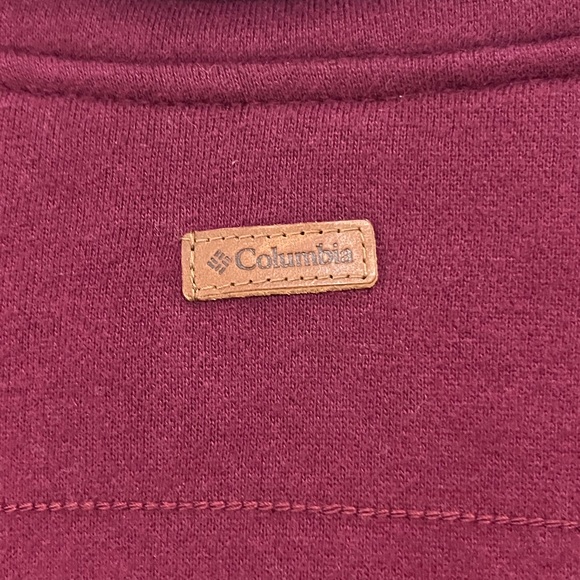 Columbia NWT Burgundy Zip Up Jacket with Button Pockets size small - Picture 7 of 7